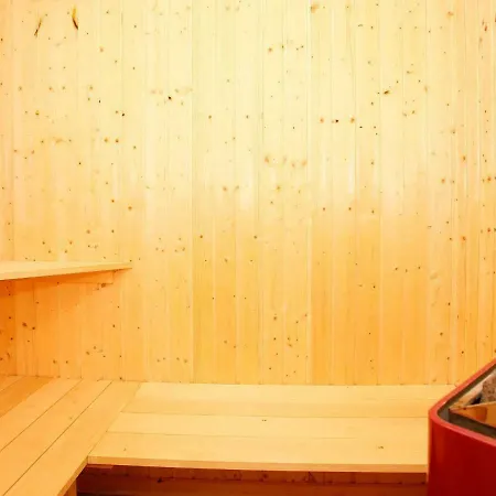 別荘 Four-bedroom Holiday In 15 *